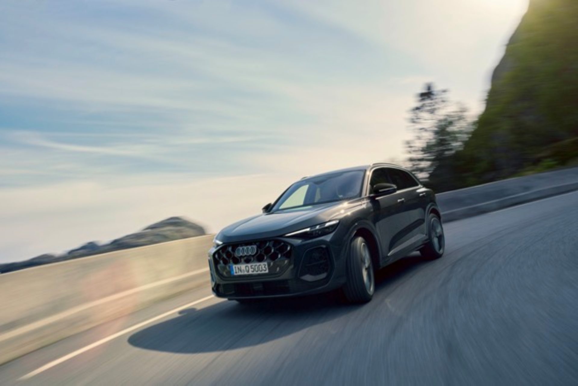 รูปภาพ อาวดี้ Audi Q5 e-hybrid quattro Tech Pro ปี 2025