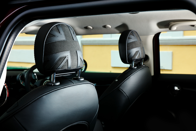 รูปภาพ มินิ Mini Hatch 3 Door Cooper S Oxford Edition ปี 2018