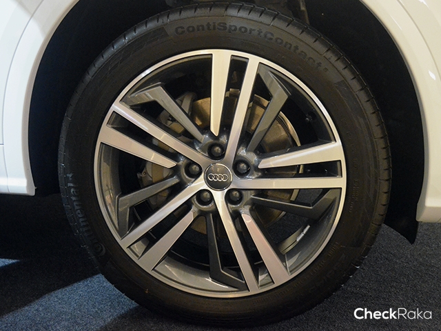 รูปภาพ อาวดี้ Audi Q5 45 TFSI quattro S Line ปี 2017