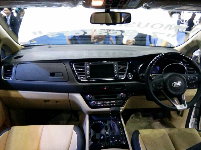 รูปภาพ เกีย KIA Grand Carnival Limousine (SXL) ปี 2017