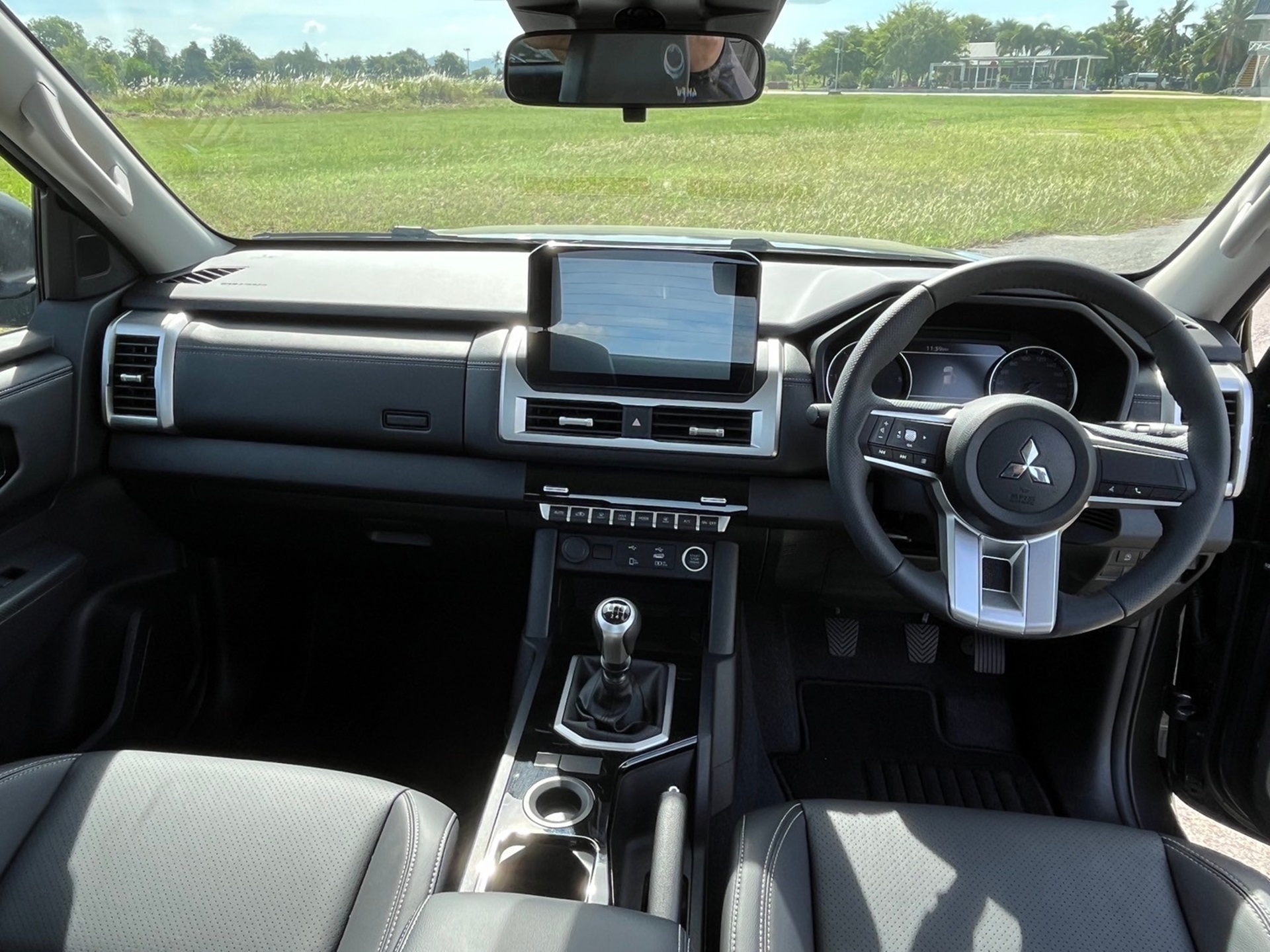 รูปภาพ มิตซูบิชิ Mitsubishi Triton Mega Cab Plus 2.4 Ultra AT ปี 2025