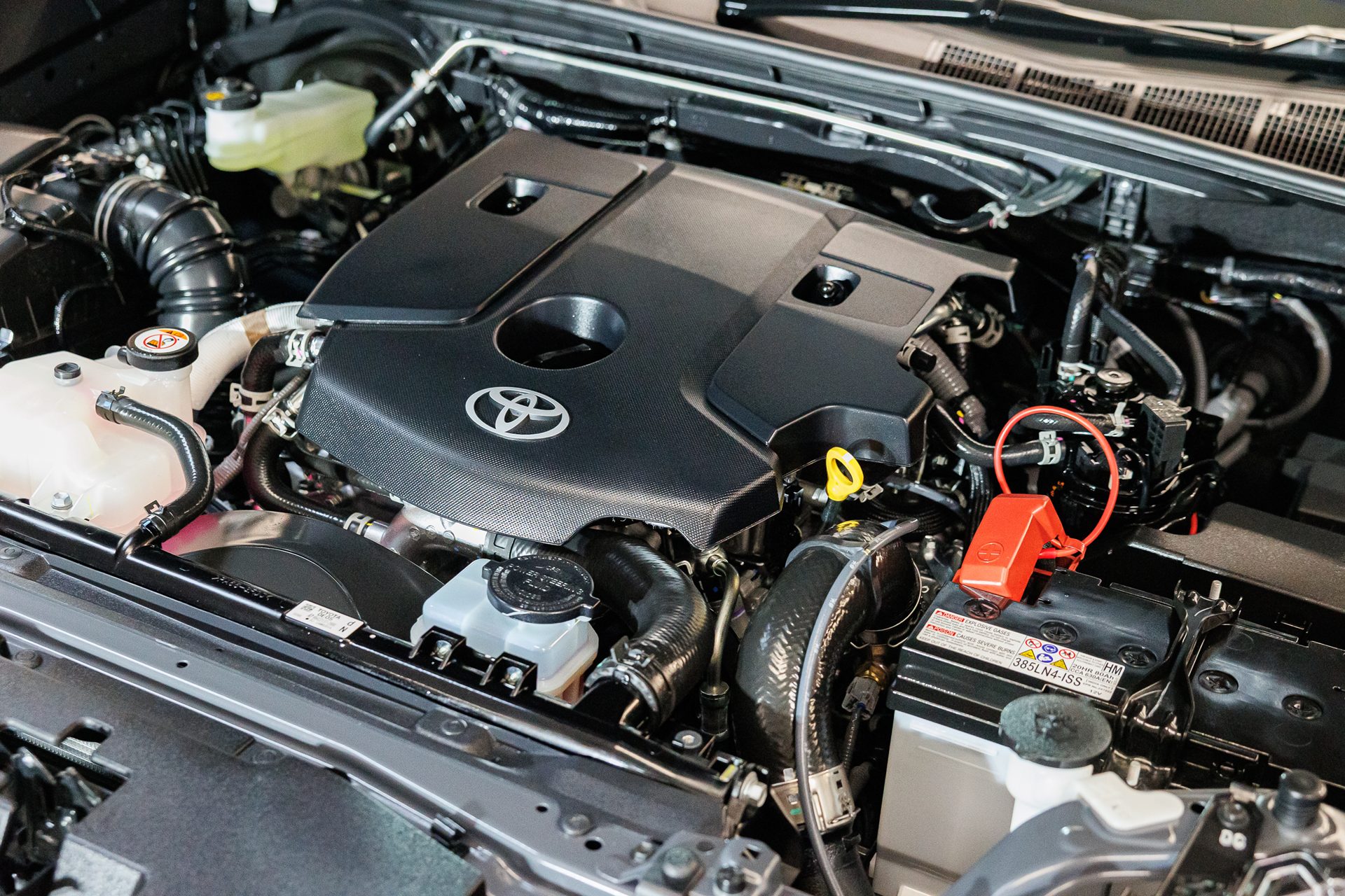 รูปภาพ โตโยต้า Toyota Hilux Travo Standard Cab 4TREX 2.8 AT ปี 2025