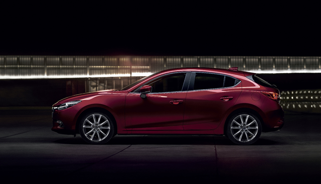 รูปภาพ มาสด้า Mazda 3 2.0 S Sports Hatchback MY2018 ปี 2018