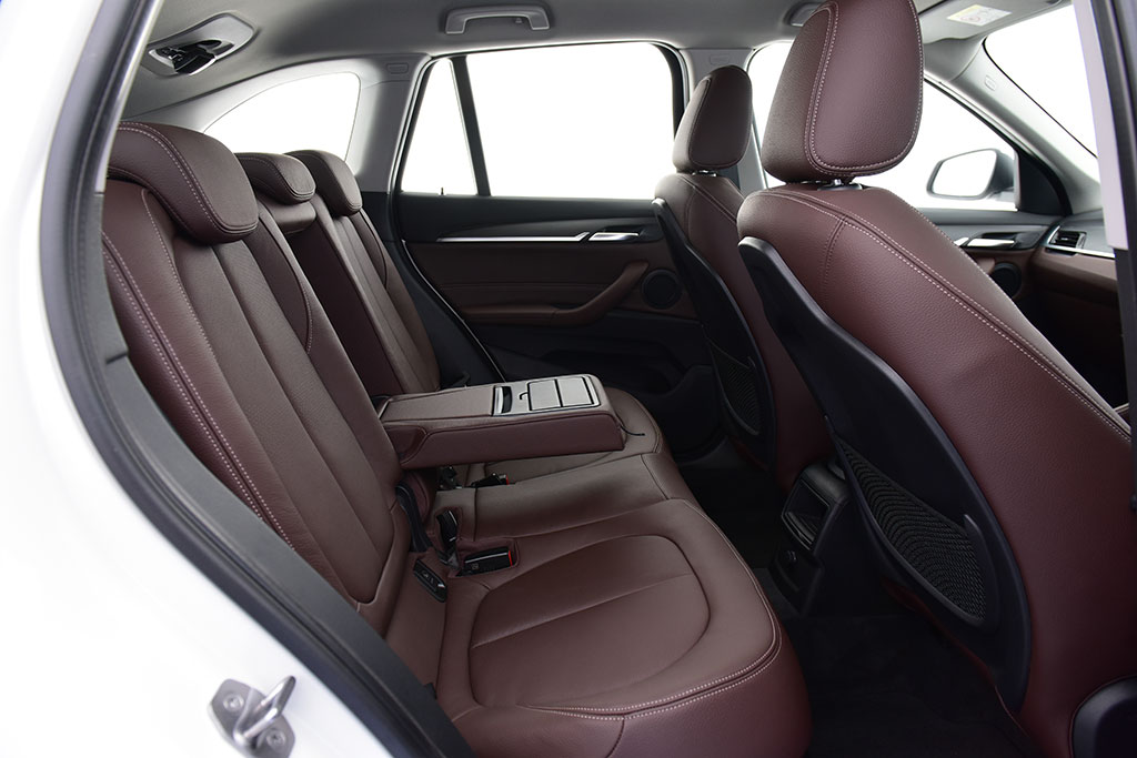 รูปภาพ บีเอ็มดับเบิลยู BMW X1 sDrive18d xLine ปี 2016