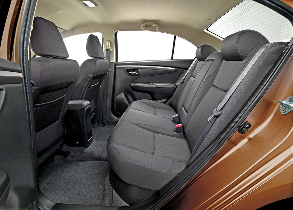 รูปภาพ ซูซูกิ Suzuki Ciaz GLX CVT ปี 2015