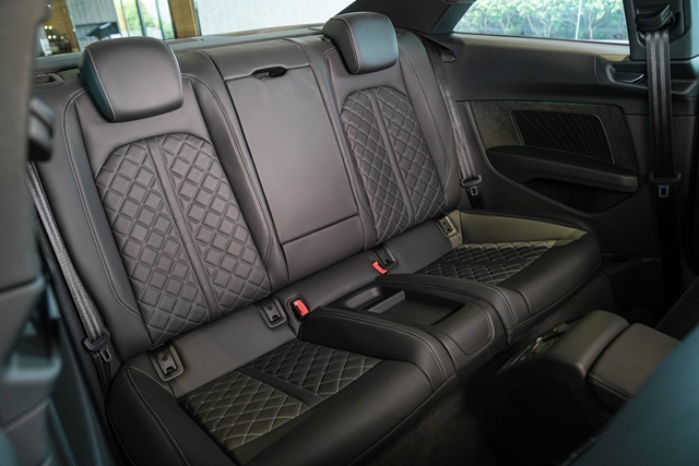 รูปภาพ อาวดี้ Audi A5 Coupe 45 TFSI quattro S Line Black Edition ปี 2020