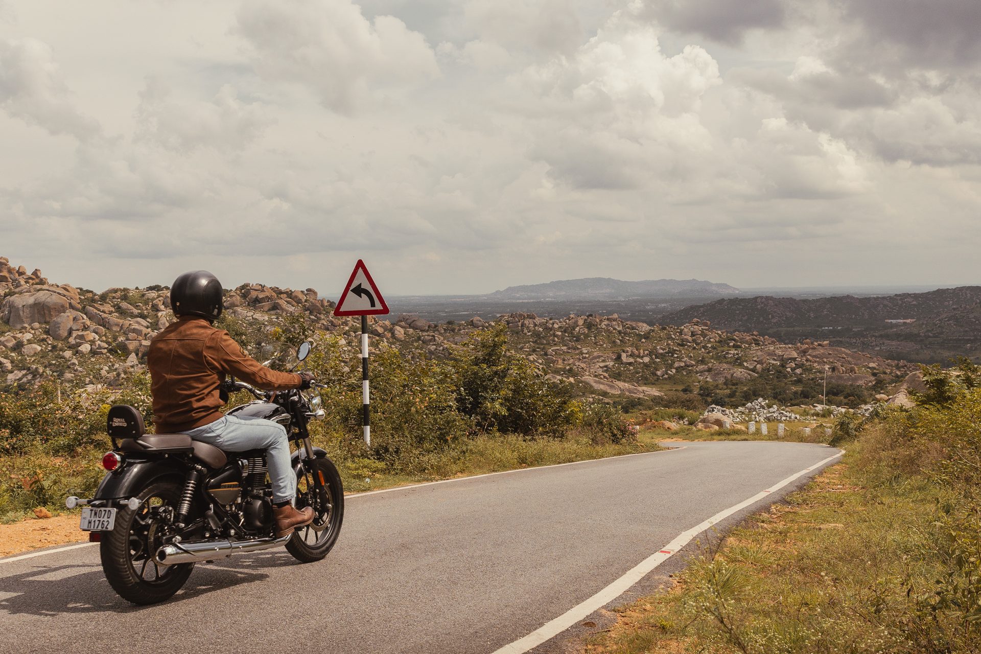 รูปภาพ โรยัล เอ็นฟีลด์ Royal Enfield Meteor 350 ปี 2026