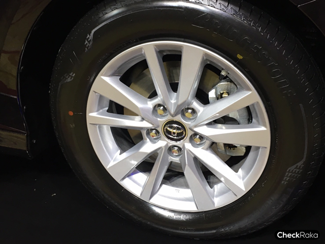 รูปภาพ โตโยต้า Toyota Camry 2.0 G MY2019 ปี 2019