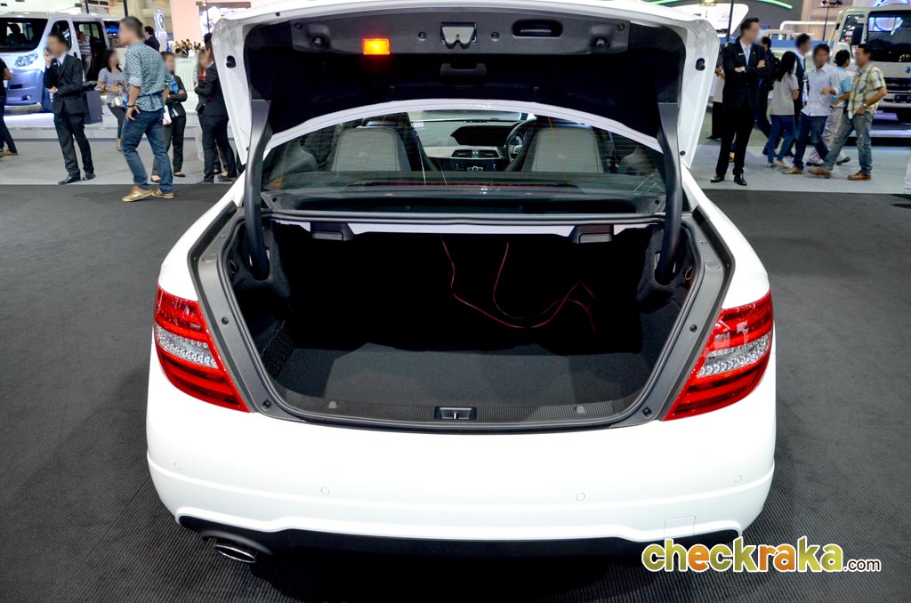 รูปภาพ เมอร์เซเดส-เบนซ์ Mercedes-benz C-Class C180 Coupe AMG Plus ปี 2012