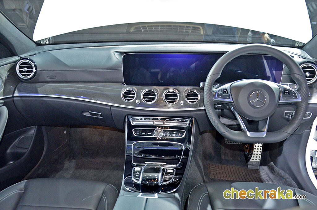 รูปภาพ เมอร์เซเดส-เบนซ์ Mercedes-benz E-Class E 220 D AMG Dynamic ปี 2017