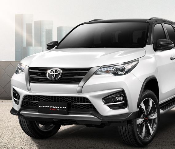 รูปภาพ โตโยต้า Toyota Fortuner 2.8 TRD Sportivo 4WD Black top AT MY 2018 ปี 2018