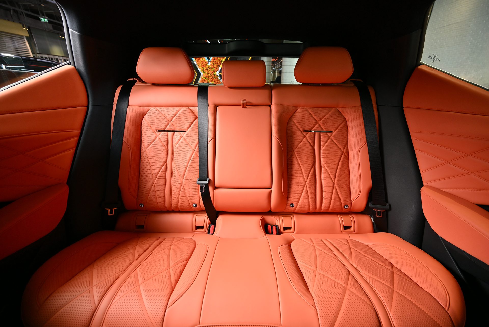 รูปภาพ ซีเคอร์ Zeekr X Standard ปี 2026