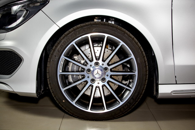 รูปภาพ เมอร์เซเดส-เบนซ์ Mercedes-benz CLA-Class CLA 250 Shooting Brake AMG Sport ปี 2015