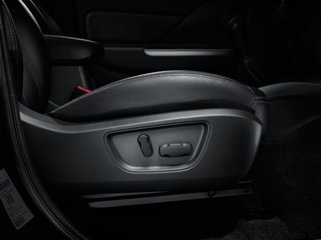 รูปภาพ มิตซูบิชิ Mitsubishi Triton Plus Double Cab 2.4 MIVEC Limited Edition M/T ปี 2016