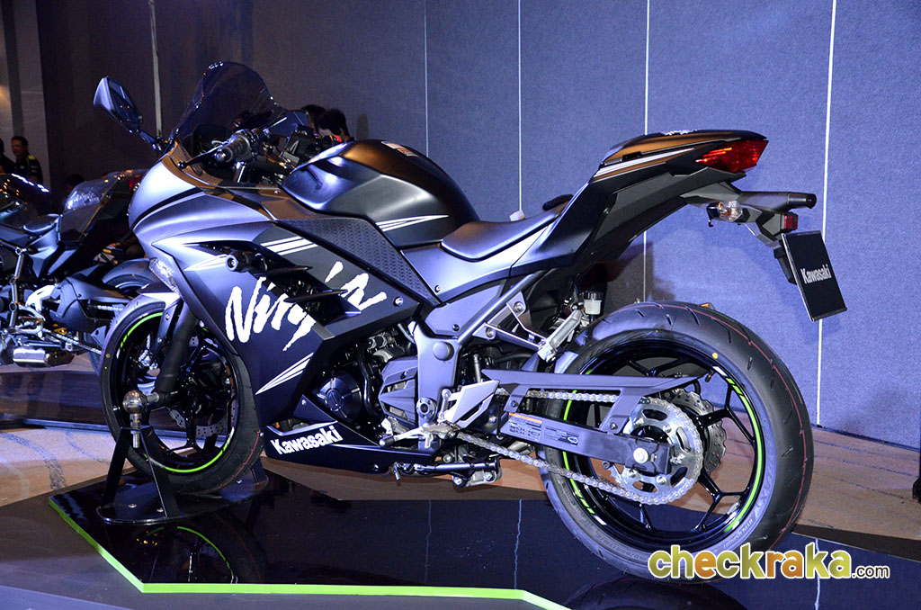 รูปภาพ คาวาซากิ Kawasaki Ninja 300 ABS Winter Test ปี 2016