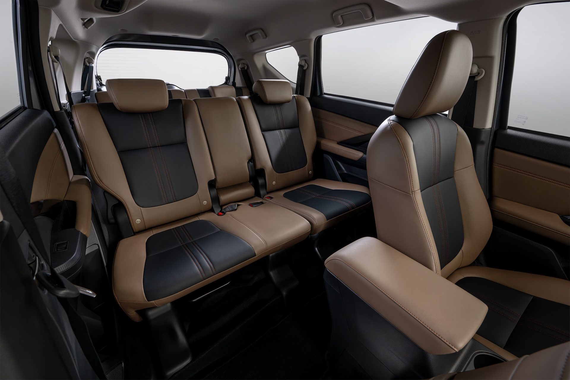 รูปภาพ มิตซูบิชิ Mitsubishi Xpander Cross HEV ปี 2025