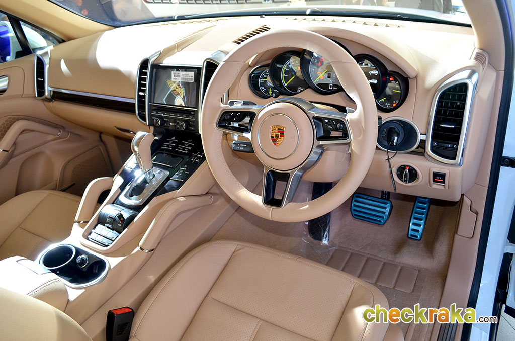 รูปภาพ ปอร์เช่ Porsche Cayenne Turbo S E-Hybrid ปี 2014