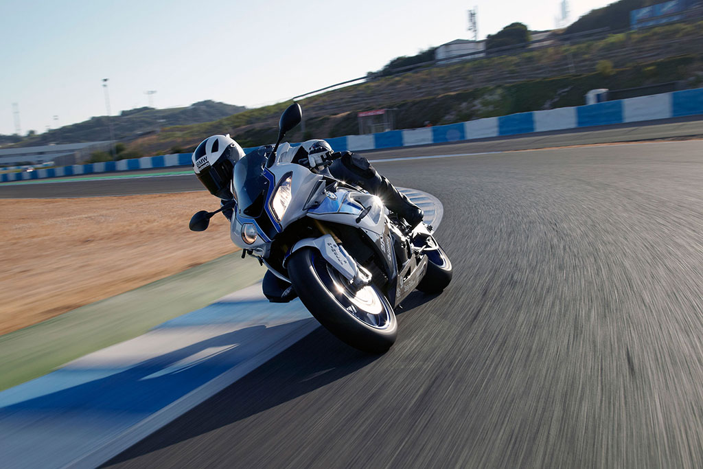 รูปภาพ บีเอ็มดับเบิลยู BMW HP 4 ปี 2013
