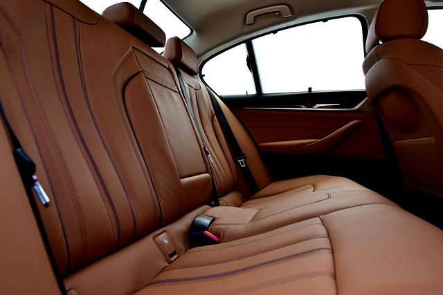 รูปภาพ บีเอ็มดับเบิลยู BMW Series 5 520d Sport ปี 2017