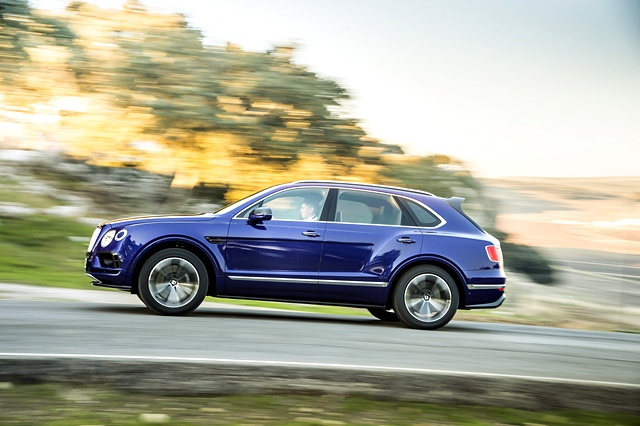 รูปภาพ เบนท์ลี่ย์ Bentley Bentayga W12 ปี 2017