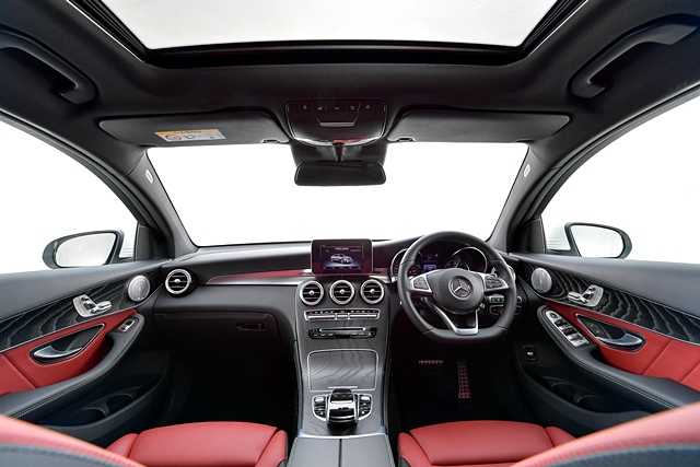 รูปภาพ เมอร์เซเดส-เบนซ์ Mercedes-benz GLC-Class GLC 220 d AMG Dynamic ปี 2017