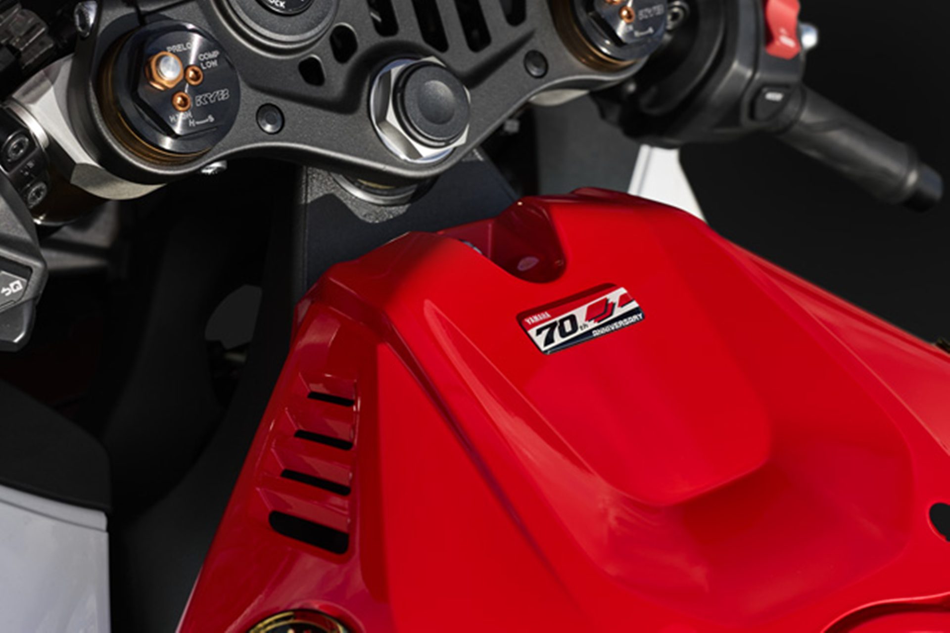 รูปภาพ ยามาฮ่า Yamaha R9 70th Anniversary ปี 2026