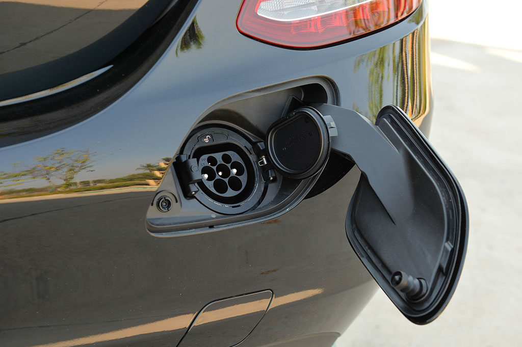 รูปภาพ เมอร์เซเดส-เบนซ์ Mercedes-benz C-Class C 350 e AMG Dynamic ปี 2016