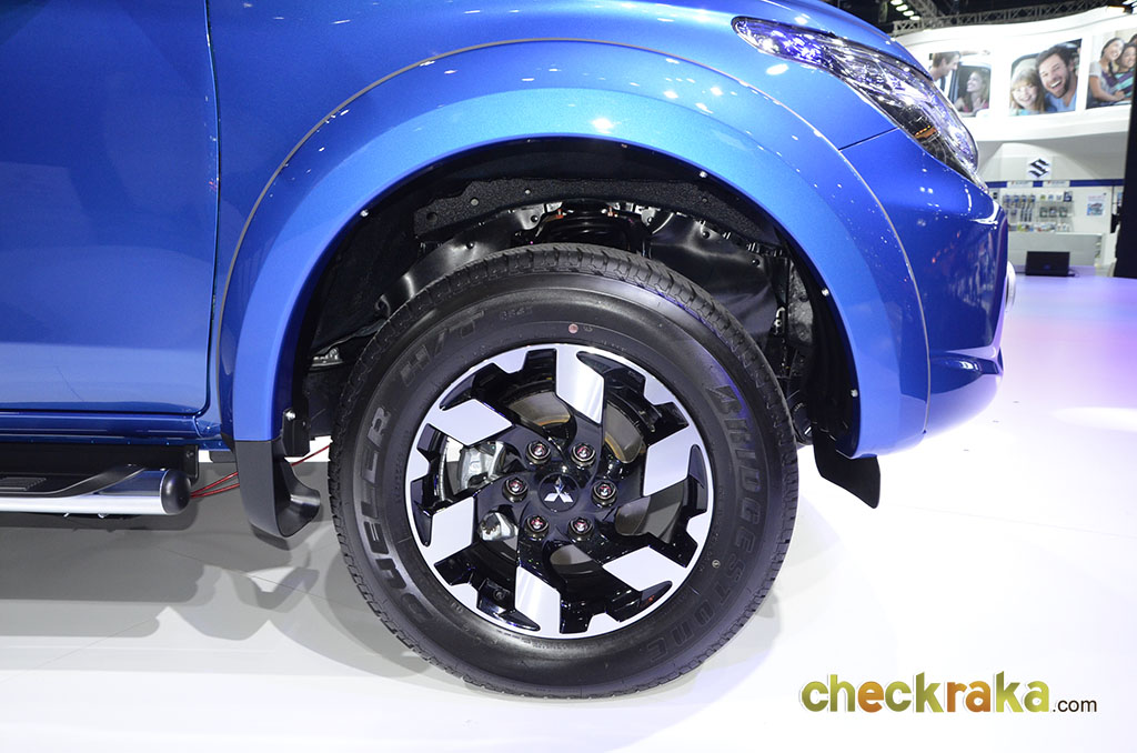 รูปภาพ มิตซูบิชิ Mitsubishi Triton Plus Double Cab 2.4 MIVEC Limited Edition M/T ปี 2016