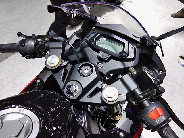 รูปภาพ จีพีเอ็กซ์ GPX Demon Demon 150 GR MY18 ปี 2017