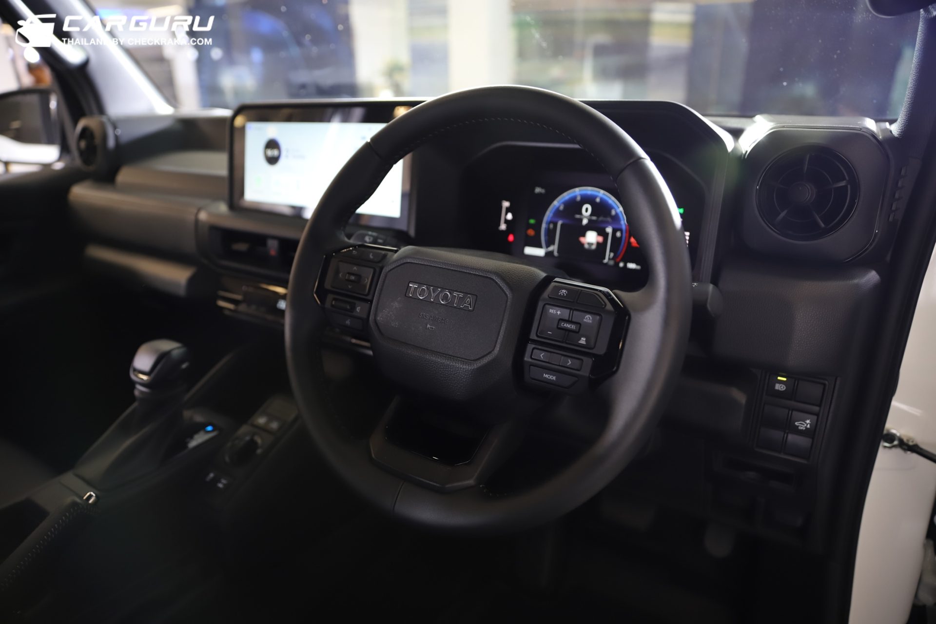 รูปภาพ โตโยต้า Toyota Land Cruiser FJ 4WD 2.7 ปี 2026