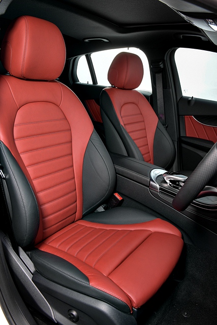 รูปภาพ เมอร์เซเดส-เบนซ์ Mercedes-benz GLC-Class GLC 220 d AMG Dynamic ปี 2017