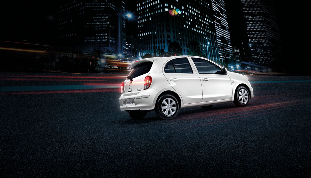 รูปภาพ นิสสัน Nissan March EL Sports Version ปี 2012