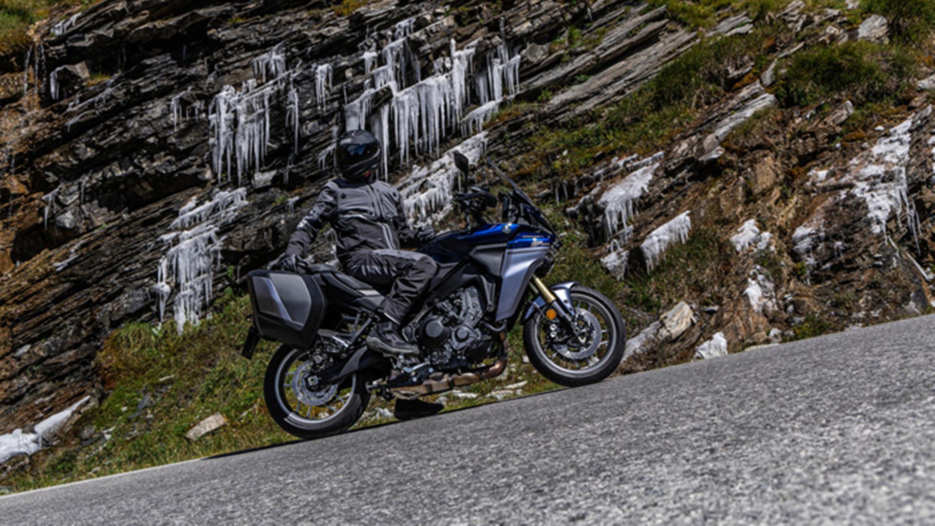 รูปภาพ ยามาฮ่า Yamaha Tracer 9GT+ Y-AMT ปี 2026