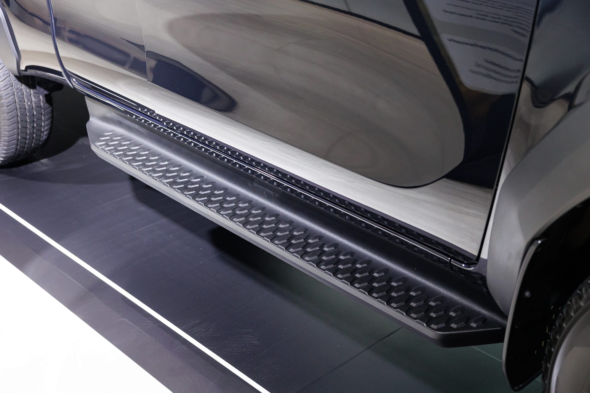 รูปภาพ โตโยต้า Toyota Hilux Travo Smart Cab Prerunner 2.8 Smart MT ปี 2025