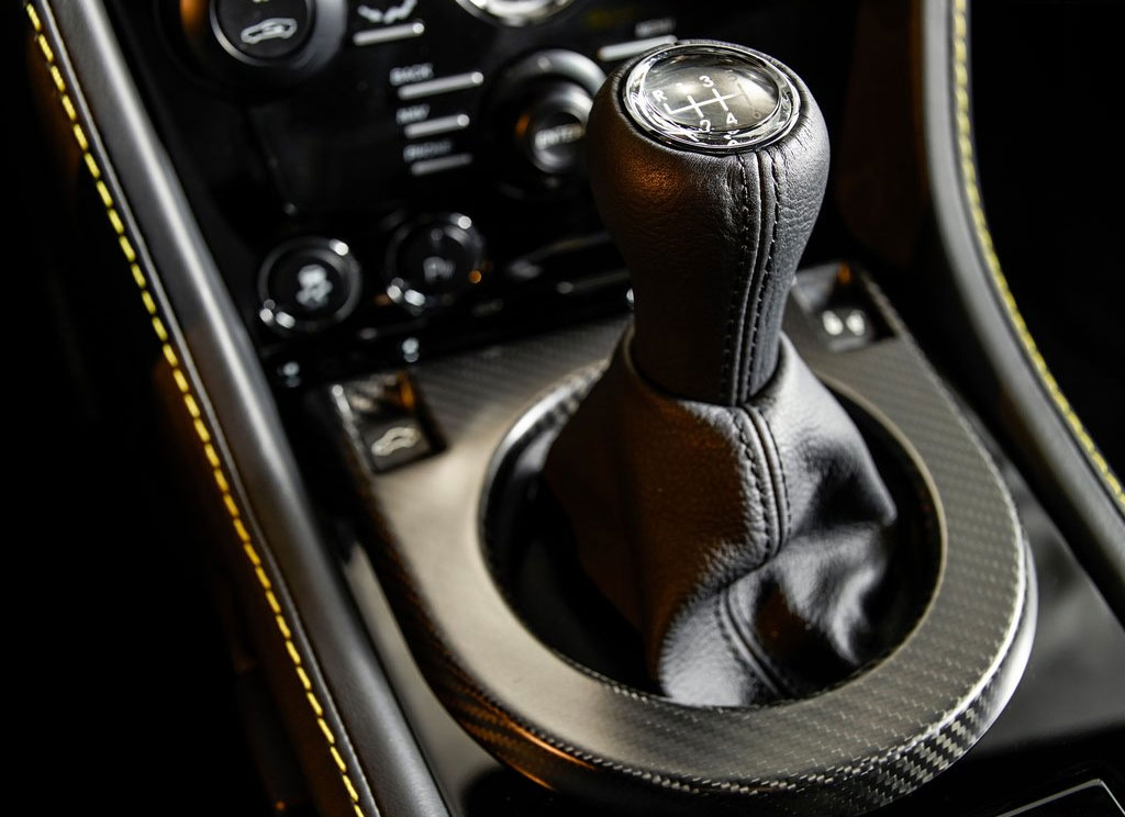 รูปภาพ แอสตัน มาร์ติน Aston Martin Vantage N430 ปี 2015