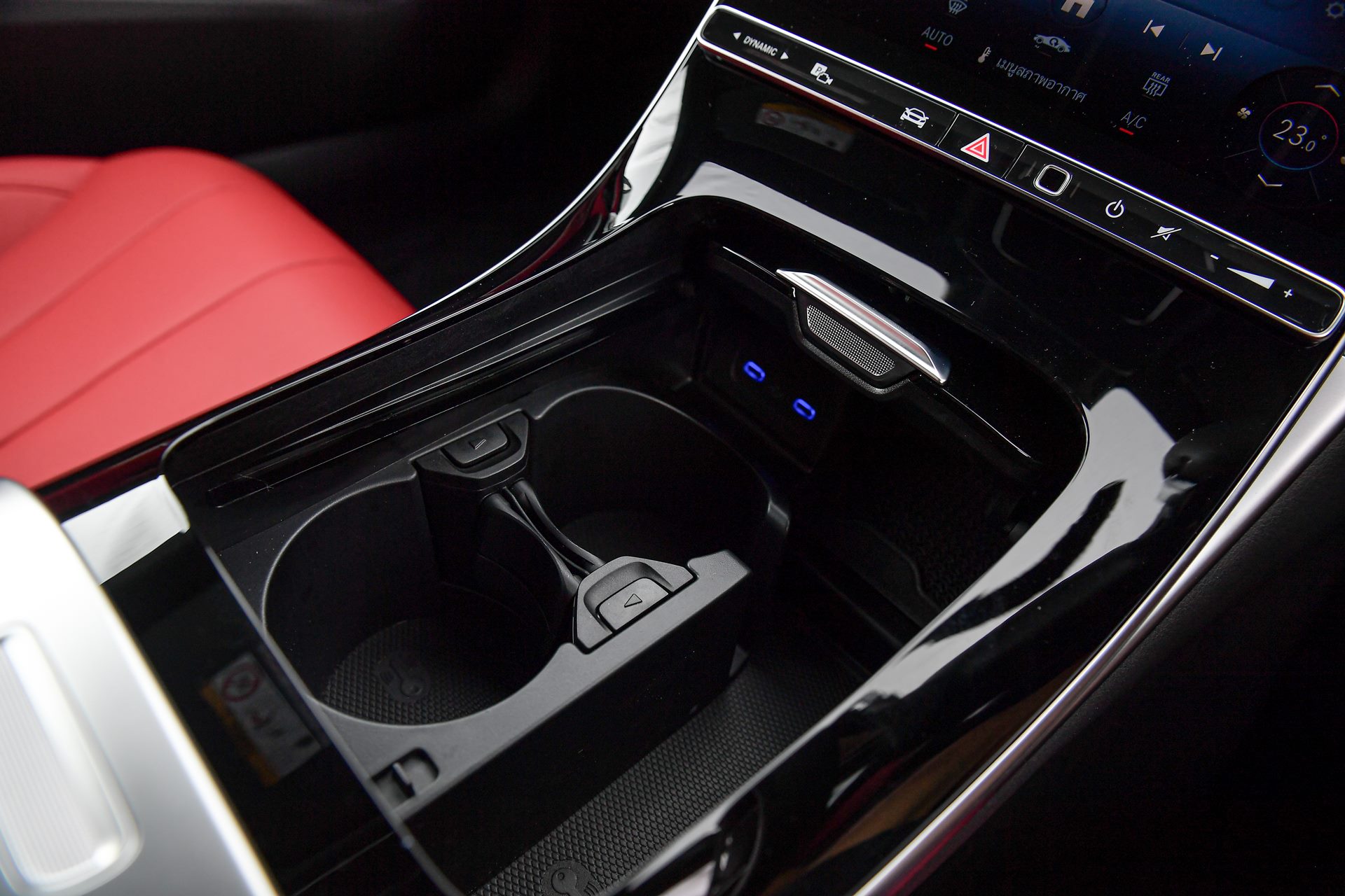 รูปภาพ เมอร์เซเดส-เบนซ์ Mercedes-benz CLE-Class CLE 300 4MATIC Coupé AMG Dynamic Night Edition ปี 2026