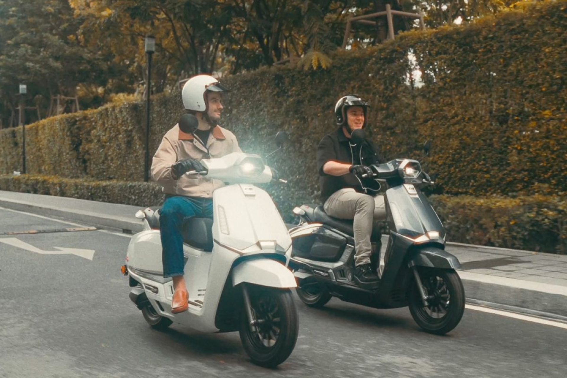 รูปภาพ อีเอ็ม EM Milano (Standard) ปี 2025