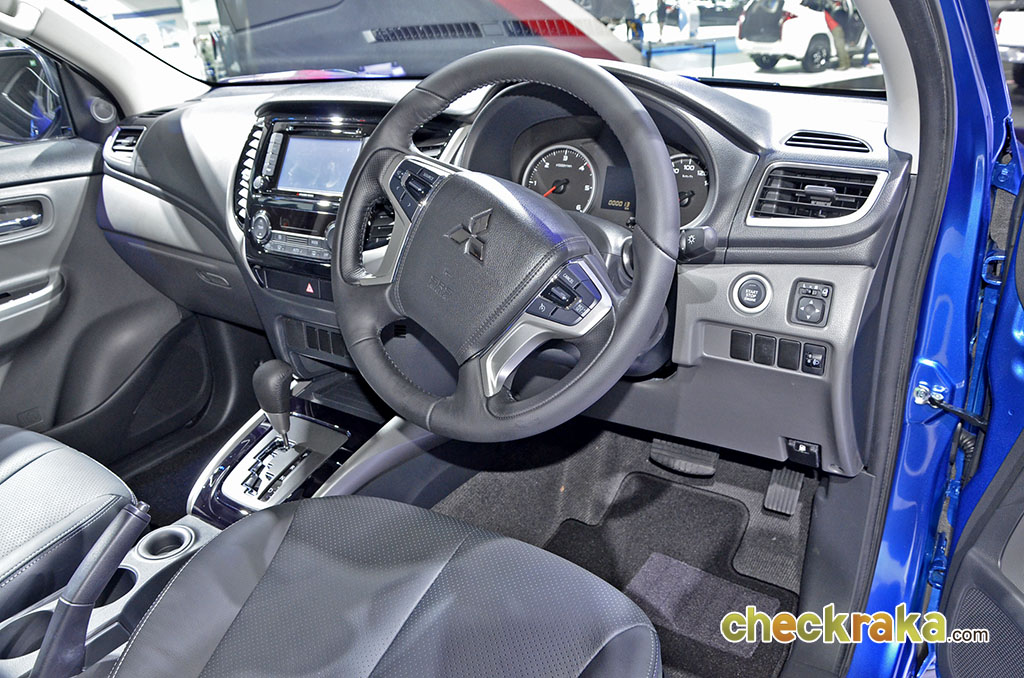 รูปภาพ มิตซูบิชิ Mitsubishi Triton Plus Double Cab 2.4 MIVEC Limited Edition M/T ปี 2016