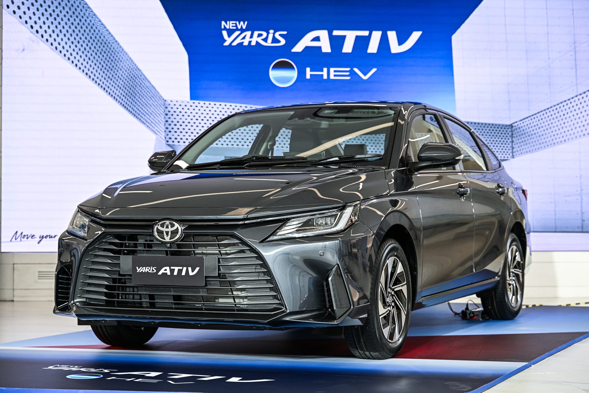 รูปภาพ โตโยต้า Toyota Yaris ATIV HEV Premium ปี 2025
