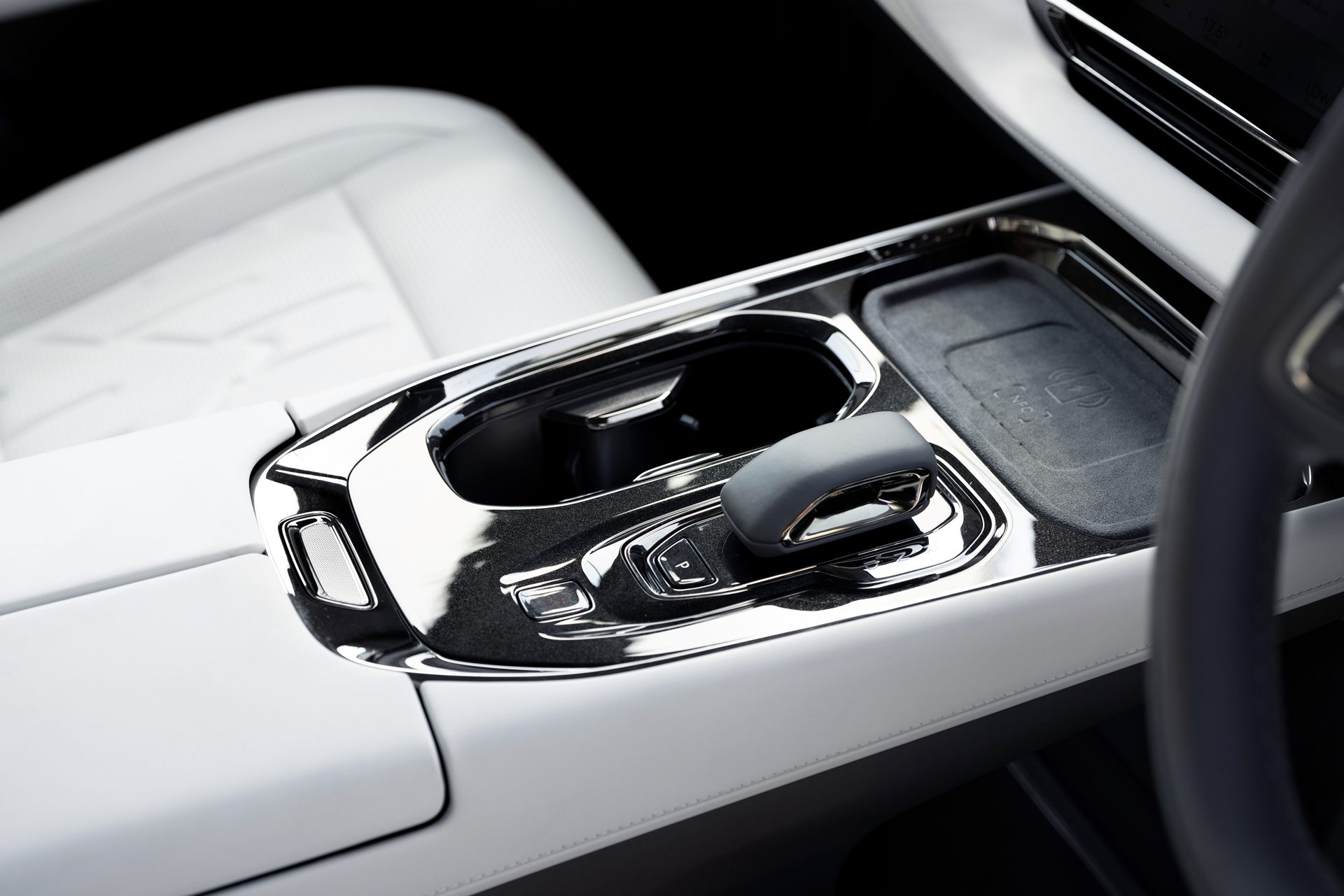 รูปภาพ ซีเคอร์ Zeekr 009 Standard 2WD ปี 2025