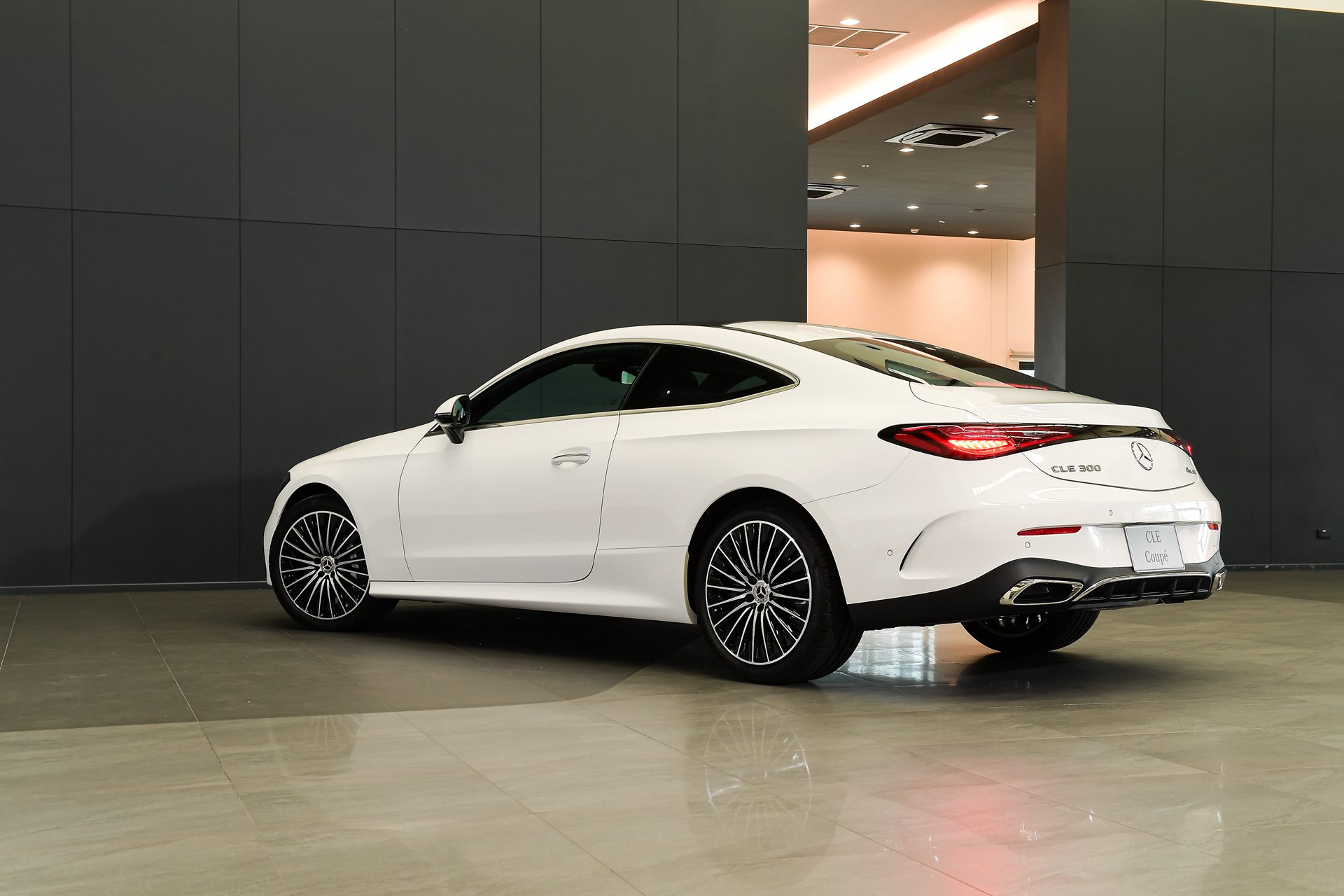 รูปภาพ เมอร์เซเดส-เบนซ์ Mercedes-benz CLE-Class CLE 300 4MATIC Coupé AMG Dynamic Night Edition ปี 2026