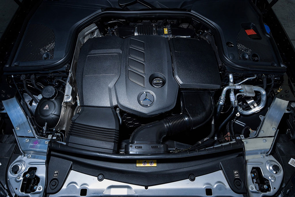 รูปภาพ เมอร์เซเดส-เบนซ์ Mercedes-benz E-Class E 220 D Exclusive ปี 2017