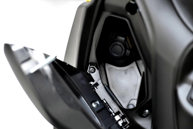 รูปภาพ ยามาฮ่า Yamaha XMAX 300 ปี 2017