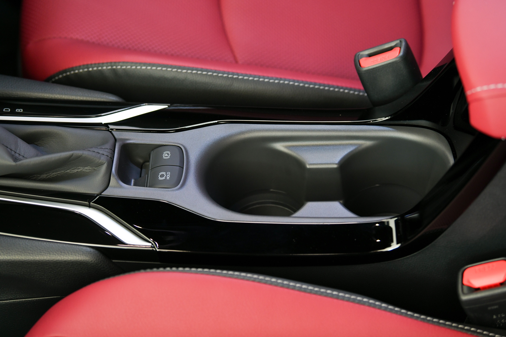 รูปภาพ โตโยต้า Toyota Corolla Cross HEV Premium ปี 2026