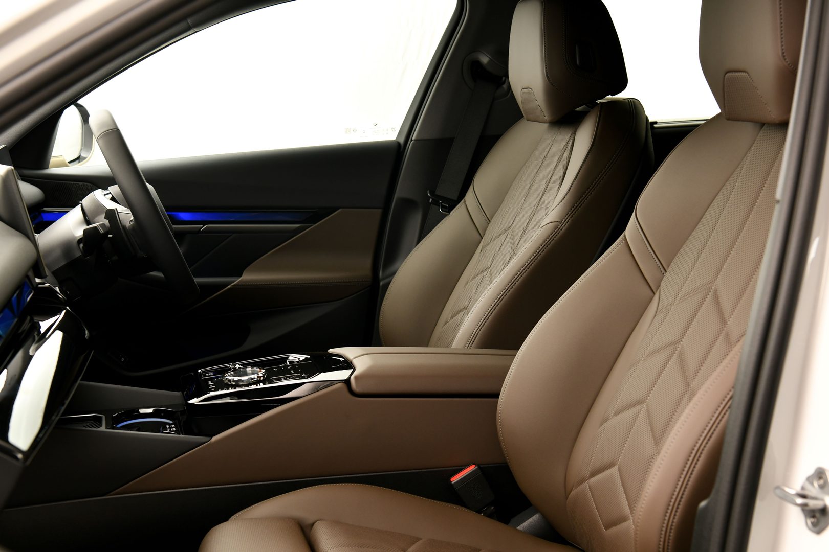 รูปภาพ บีเอ็มดับเบิลยู BMW Series 5 530e Inspiring ปี 2025