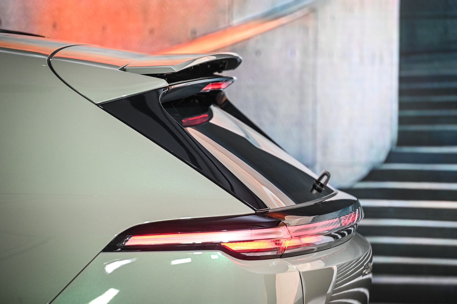 รูปภาพ ปอร์เช่ Porsche Cayenne S Electric ปี 2026