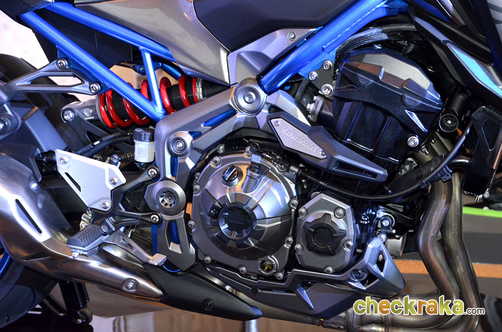 รูปภาพ คาวาซากิ Kawasaki Z 900 ABS Special Edition ปี 2016