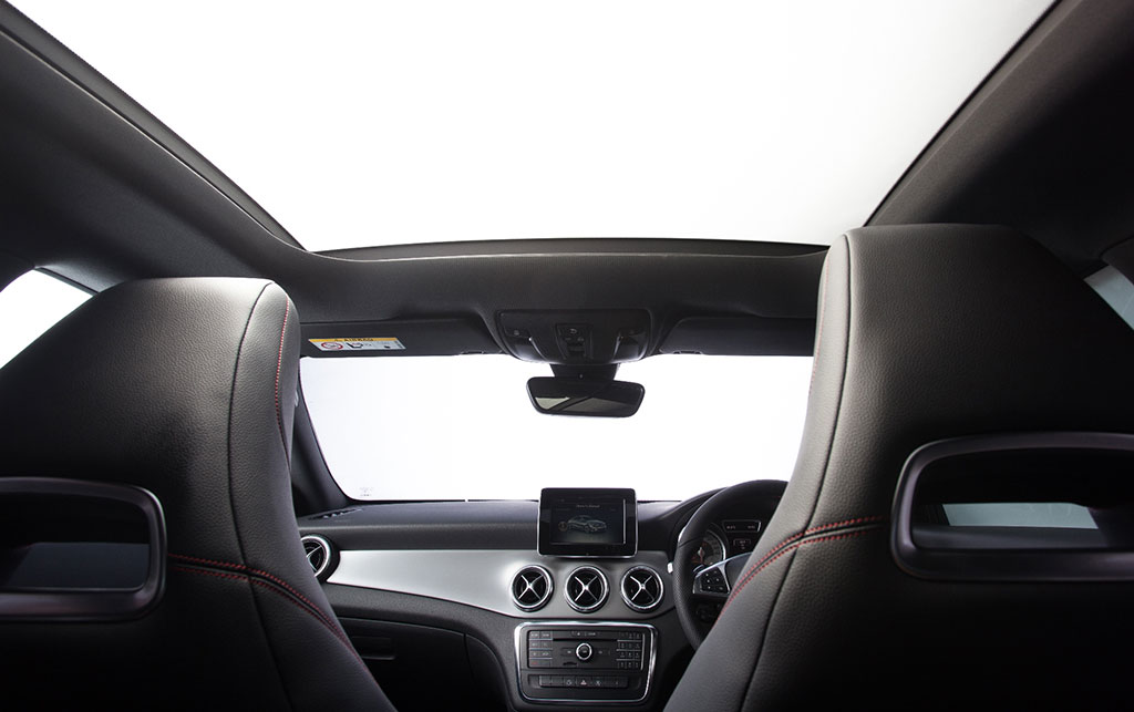 รูปภาพ เมอร์เซเดส-เบนซ์ Mercedes-benz CLA-Class CLA 250 AMG Dynamic ปี 2015