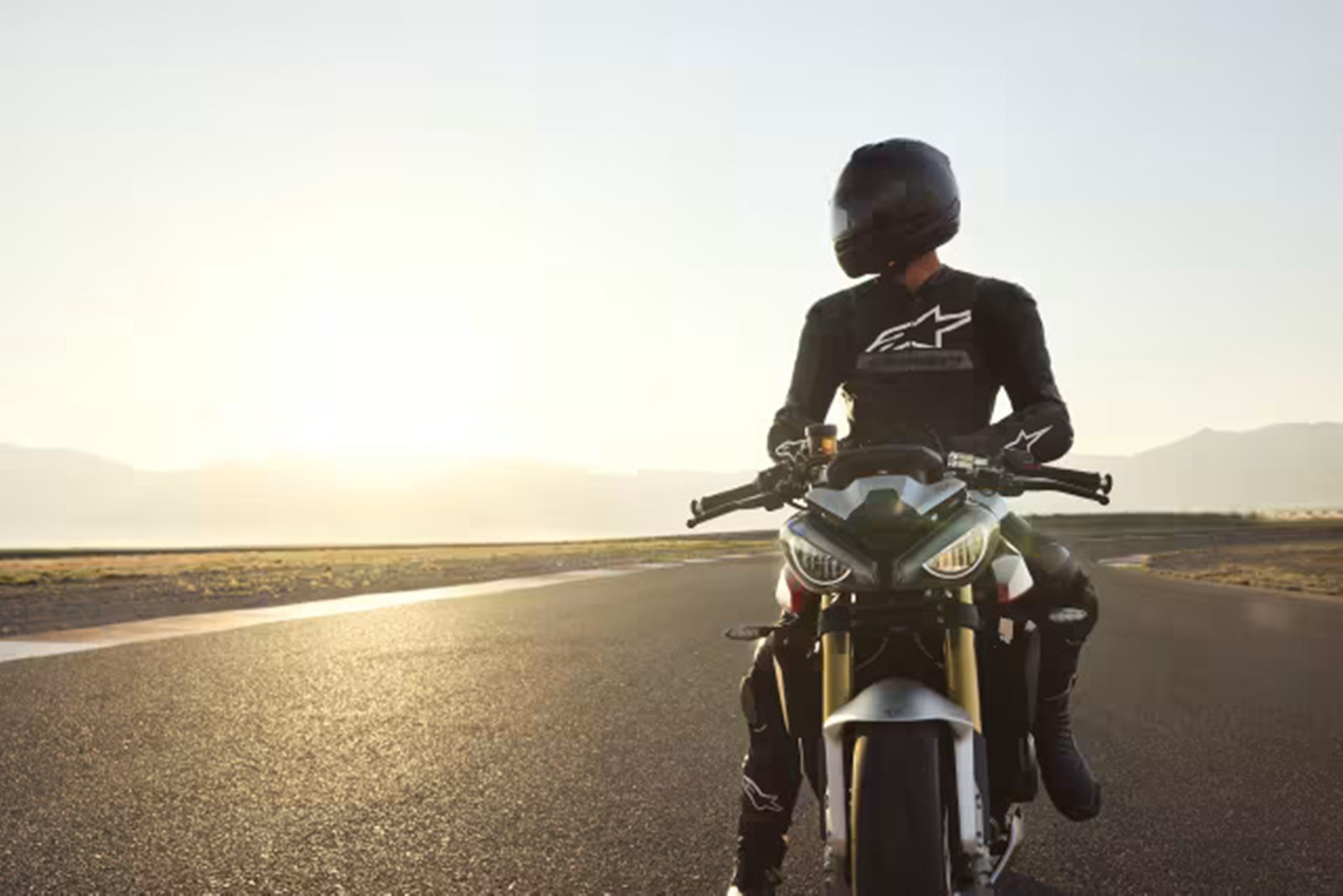 รูปภาพ ไทรอัมพ์ Triumph Street Triple 765 RX ปี 2025