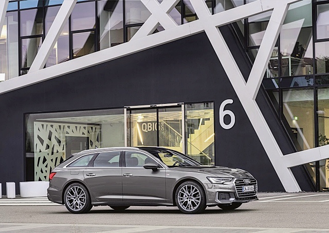 รูปภาพ อาวดี้ Audi A6 Avant 55 TFSI quattro S line MHEV ปี 2018